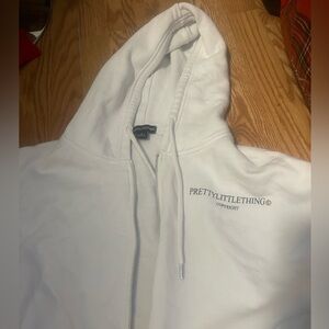 PrettyLittleThing Zip up
